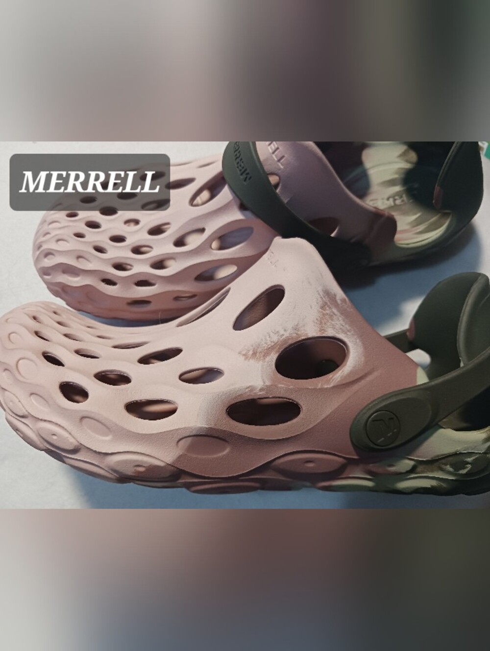 MERRELL Slip On Hydro Clogs Sandals Shoes Womens Size 9
